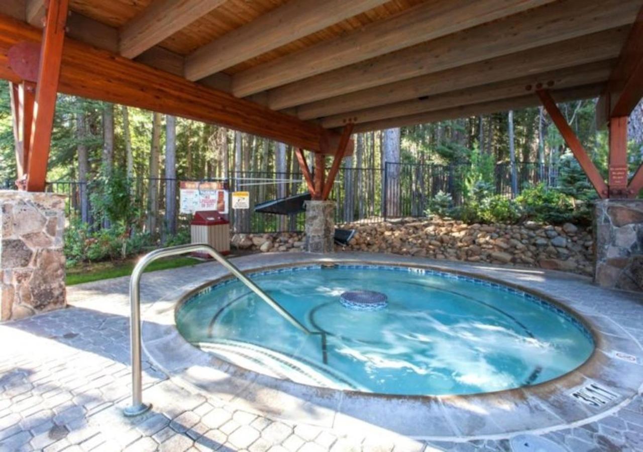 Cozy Northstar Village Condo Walk To Lifts 2 Full Ba Excellent Location Truckee Kültér fotó