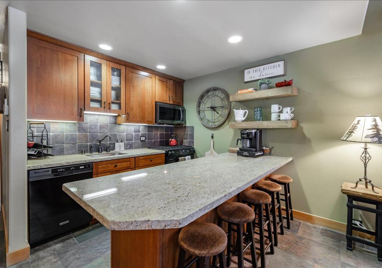 Cozy Northstar Village Condo Walk To Lifts 2 Full Ba Excellent Location Truckee Kültér fotó